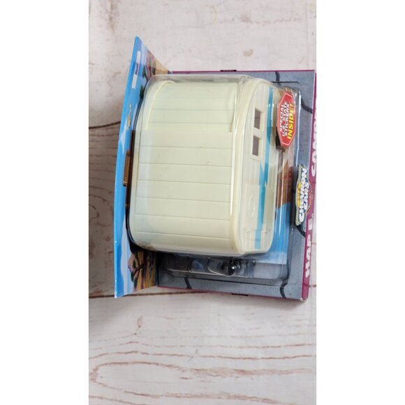 Mint Condition 2006 Vintage The Chevron Cars Hap E. Camper with Hitch & Original - Picture 3 of 12